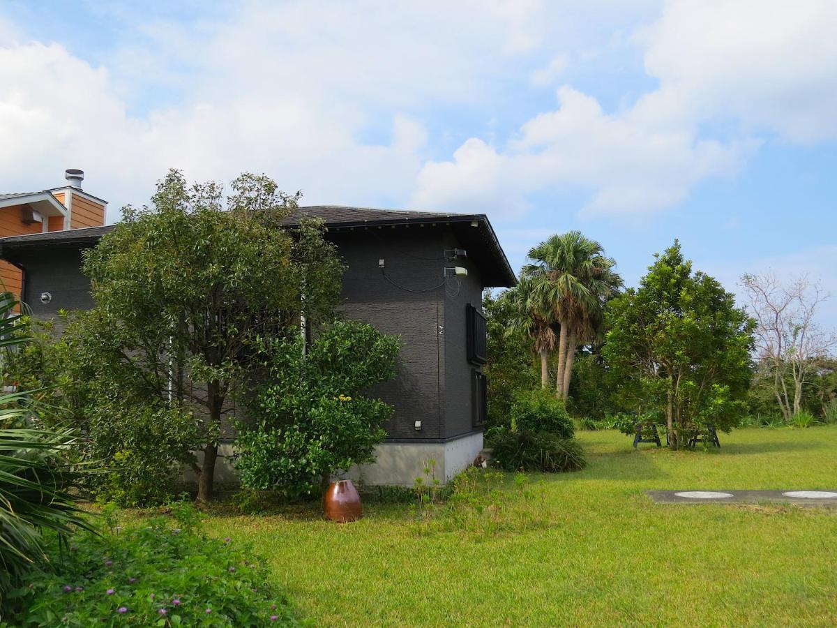 Cottage Orange House Yakushima Якушима Екстериор снимка