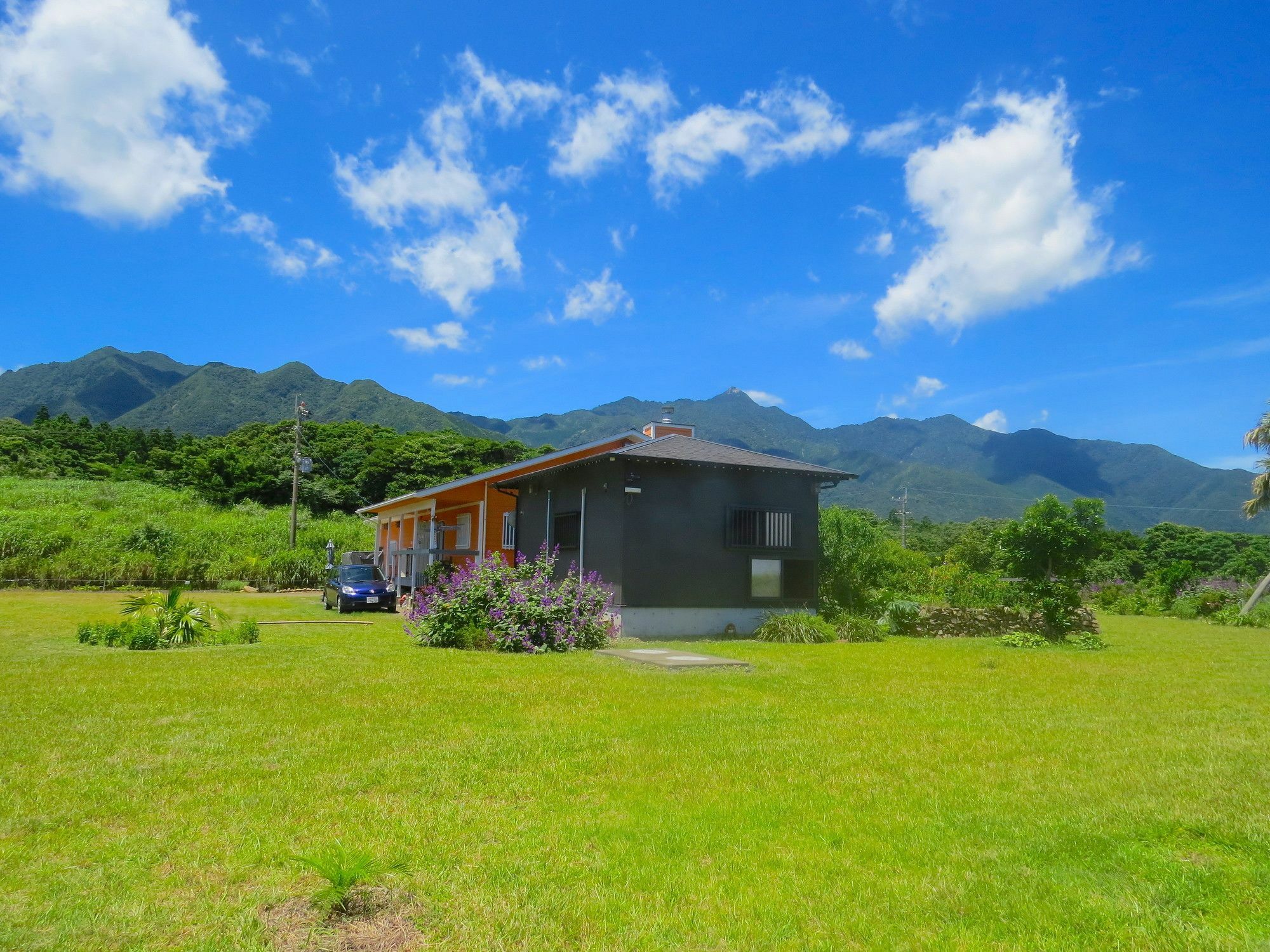 Cottage Orange House Yakushima Якушима Екстериор снимка